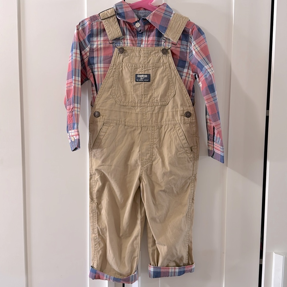 Oshkosh Matching overalls and longsleeve